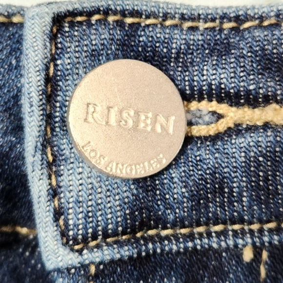 RISEN HIGH WAIST DISTRESSED RAW EDGE JEANS SIZE 26 - Picture 4 of 11